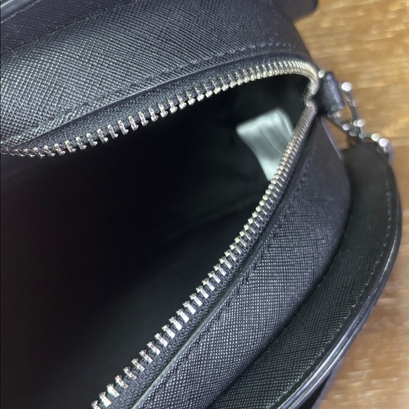 Mad Engine Vampire Red Lips & Fangs Crossbody Purse Bag Dracula Goth Punk - Picture 10 of 10